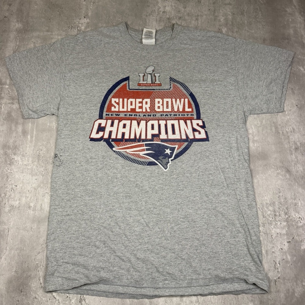 New England Patriots Super Bowl LI Champions Shirt NFL Y2K Size M Gray Football